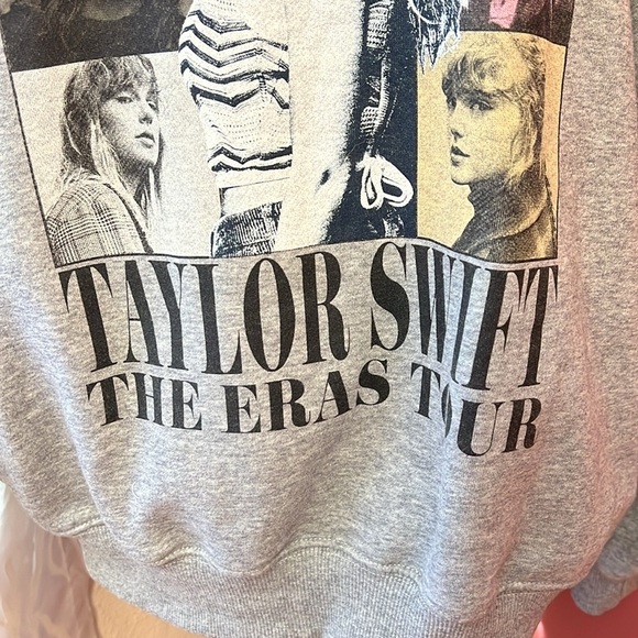 Taylor Swift Official Era Sweatshirt Size M also Fits Large - Picture 6 of 9